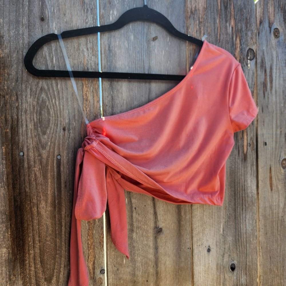 Pretty Garbage One Shoulder Crop Top